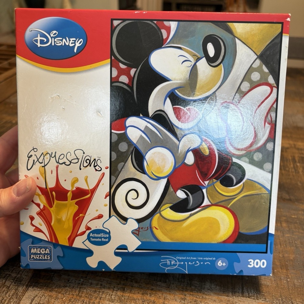 Mousing Around Disney Mickey Mouse Expressions 300 pc Tim Rogerson Puzzle NEW